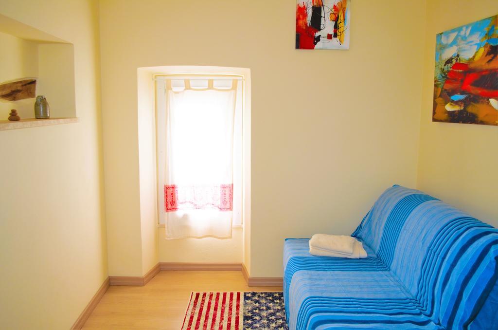 Appartamento San Giovanni Cagliari Bilik gambar